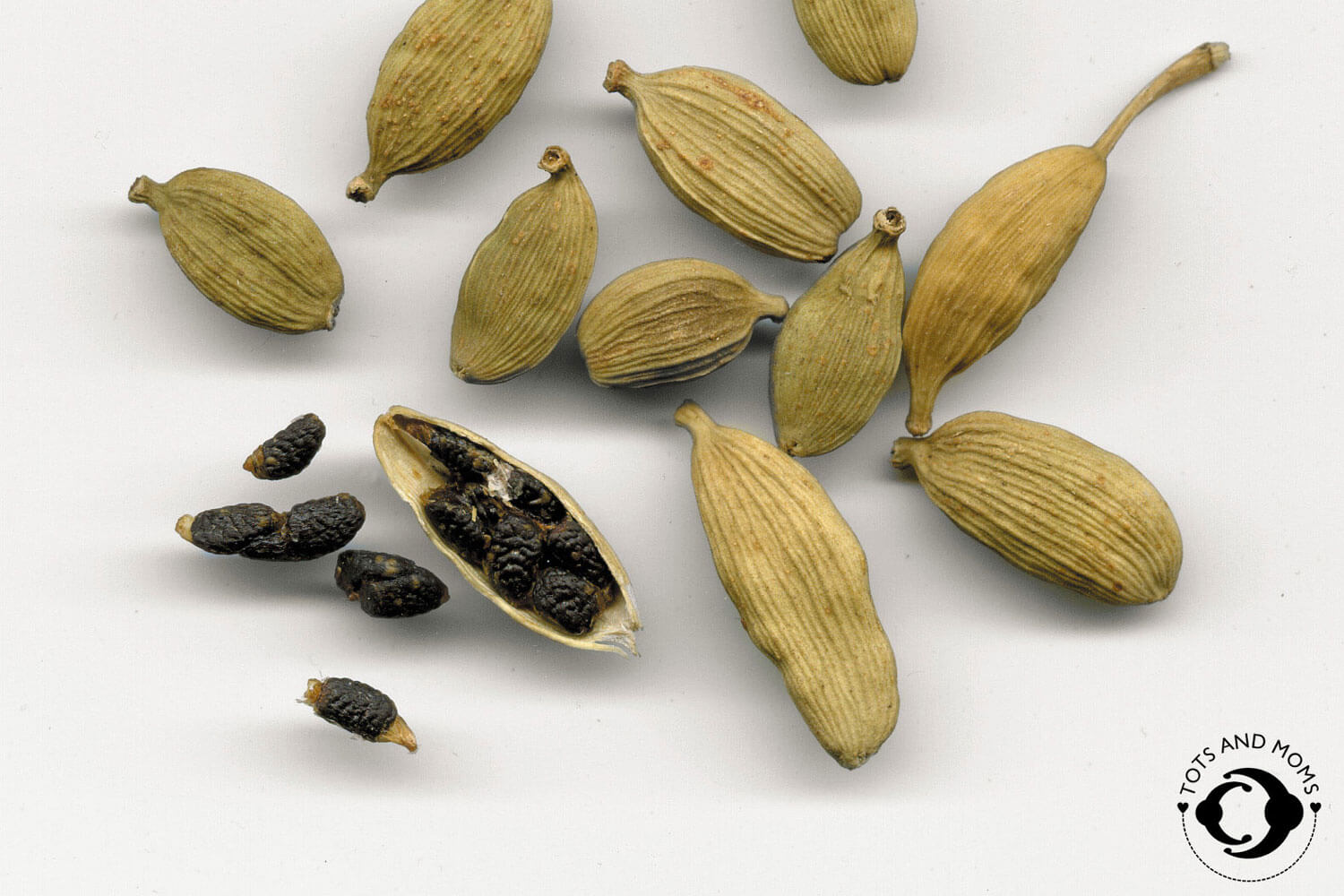 Cardamoms for baby purees and savories