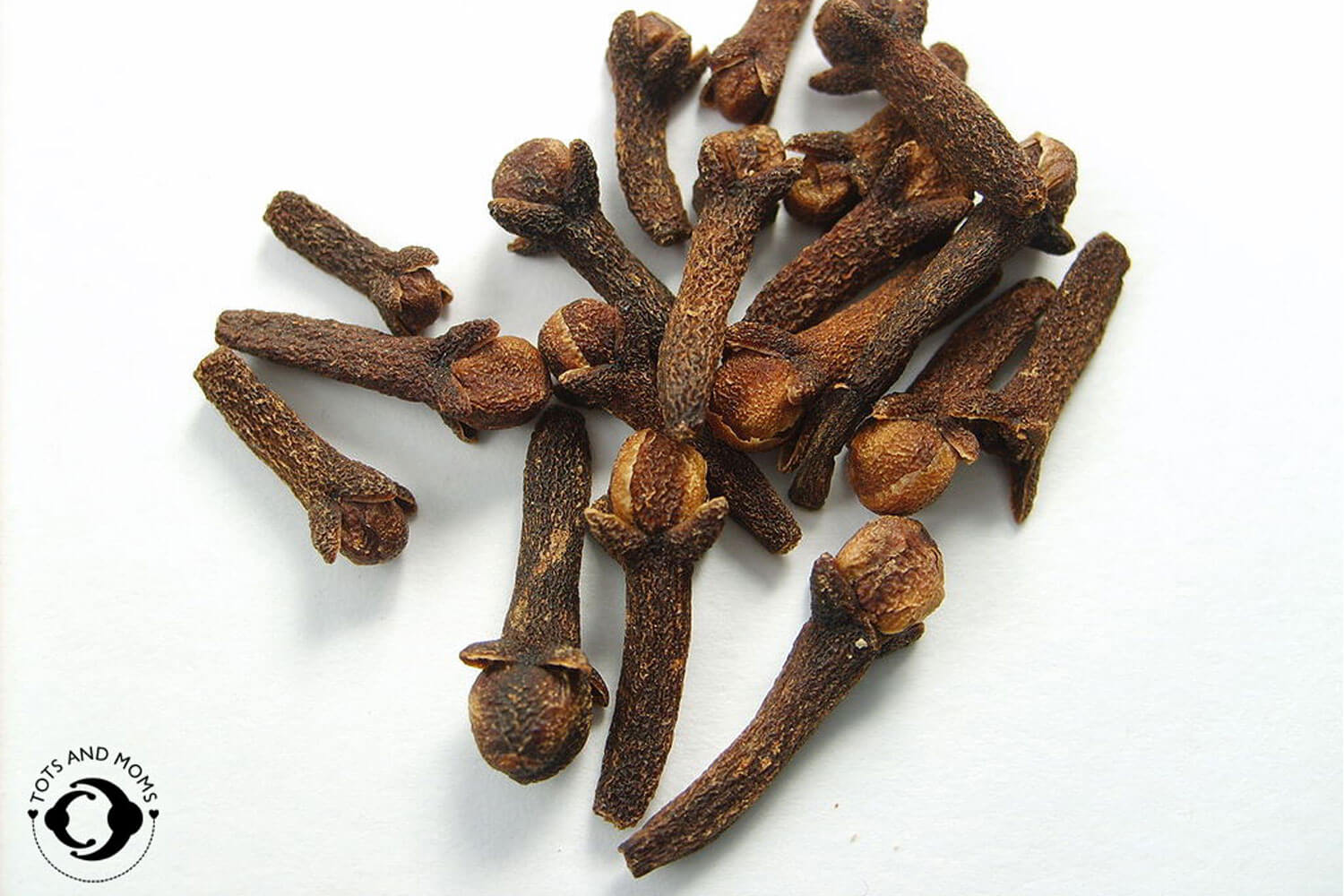 Cloves for teething babies