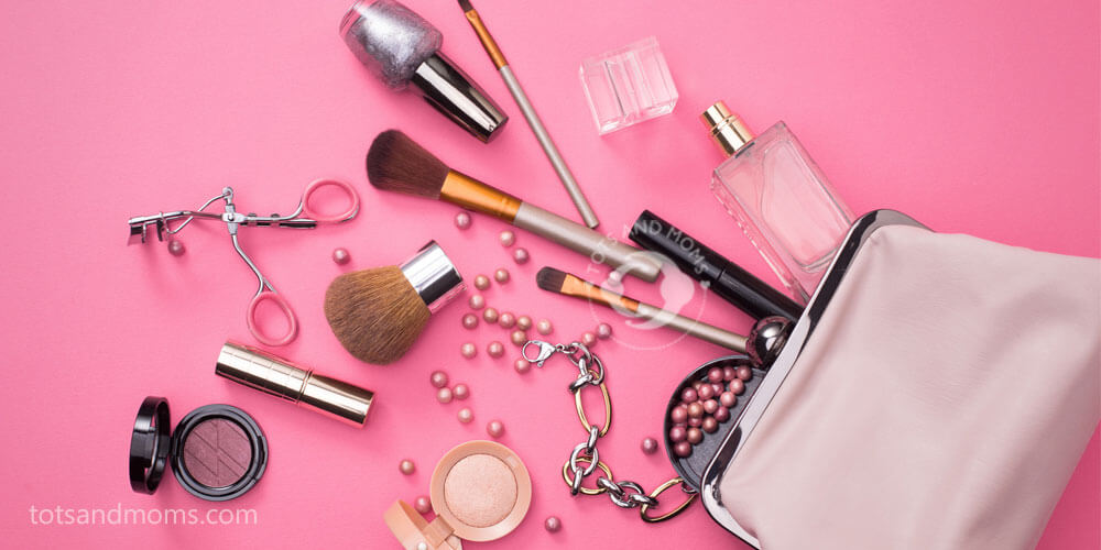 Women’s day is around the corner and it’s time again to celebrate your identity as a woman. March 8, is celebrated as International Women’s Day to celebrate women’s achievement across the world on social, economic, cultural, and political achievements. It is also known as a day for Women’s right and Peace!  Well, chances are high as you might feel it (Women’s Day) like another day but you can surely make it BIG and add a wonderful memory for a lifetime. So gear up and plan your day well in advance!  1.  Time for Shopping – Shopping can never go out of bucket list. A woman can shop at any time. Whether you love Traditional or Western, you can always have more in your wardrobe. Visit few pocket-friendly Stores like Max, FBB(Fashion Big Bazaar), and Reliance Trends! We are sure they will have lots of Offers and Discounts for you on this Women’s Day to make the most.  2. Budget Restaurants With our busy lifestyle, eating out is one of the best options to spend some quality time with your family or friends. Dine out or book a table for lunch on this Women’s Day. If you are on diet then you can surely afford a cheat meal once a while. Choose a restaurant accordingly and satiate your taste buds.  3. Resorts for Daycation A day well spent is all we want. Now you don’t need a vacation or big budget to unwind yourself. Many resorts offer day packages for a one-day outing with all the amenities. Check with your Gang of girls and pre-book it on this Women’s Day.  4. Spa or Salon If you want to De-stress yourself then spending a time in Salon is the best option. A good head massage, Pedicure and a facial can give you a break and peace of mind with a new fresh look. Try for the new haircut; it can surely give you a new love for yourself! 5. New Saving Scheme Investing in the right way is one of the best decisions one can have. A woman knows how to save the best and what can work out as the best investment which can help her in much needed time. Try with a small amount, say, 1000/- minimum and invest it in monthly schemes like RD, a Mutual Fund or Gold investment.   6.  Makeup Kits A good makeover can give you a sense of positivity. Apart from many cosmetics available in the market, there are few which can be relied upon on quality and price. Try Elle18, Lakme, Colorbar’s basic cosmetic range which will not be taxing your pocket. Don’t miss to try the new nude shades for the new look.  7.  Watch a Movie Watching a movie in Theatre gives a good break. Whether you watch it alone or with your friends or family, you will surely love the much-needed break. This Women’s Day book it in advance with many offers available on PayTm or Bookmyshow app.  8.  Gift Yourself So what you love the most apart from your family? Chocolates, stylish purse, a dress, Jewellery? Don’t forget to get something especially for you. Check online portals for best deals- Myntra, Ajio and Jabong are all time favourite!   9.  A Good Deed Sharing is caring and you can share your happy moments by donating in the NGO or helping out the needy.  If you don’t have that time or money to go out you can still help your House staff and her children in any small way. The satisfaction is utmost !   10.  Social Media Post Instagram, Facebook or Twitter wherever you find a solace, please don’t forget to post your happy moments and spread the word - Happy Women’s Day kannada hindi