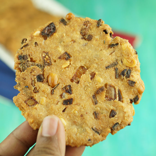 12. Oats-Maddur-Vada_oats recipes for babies